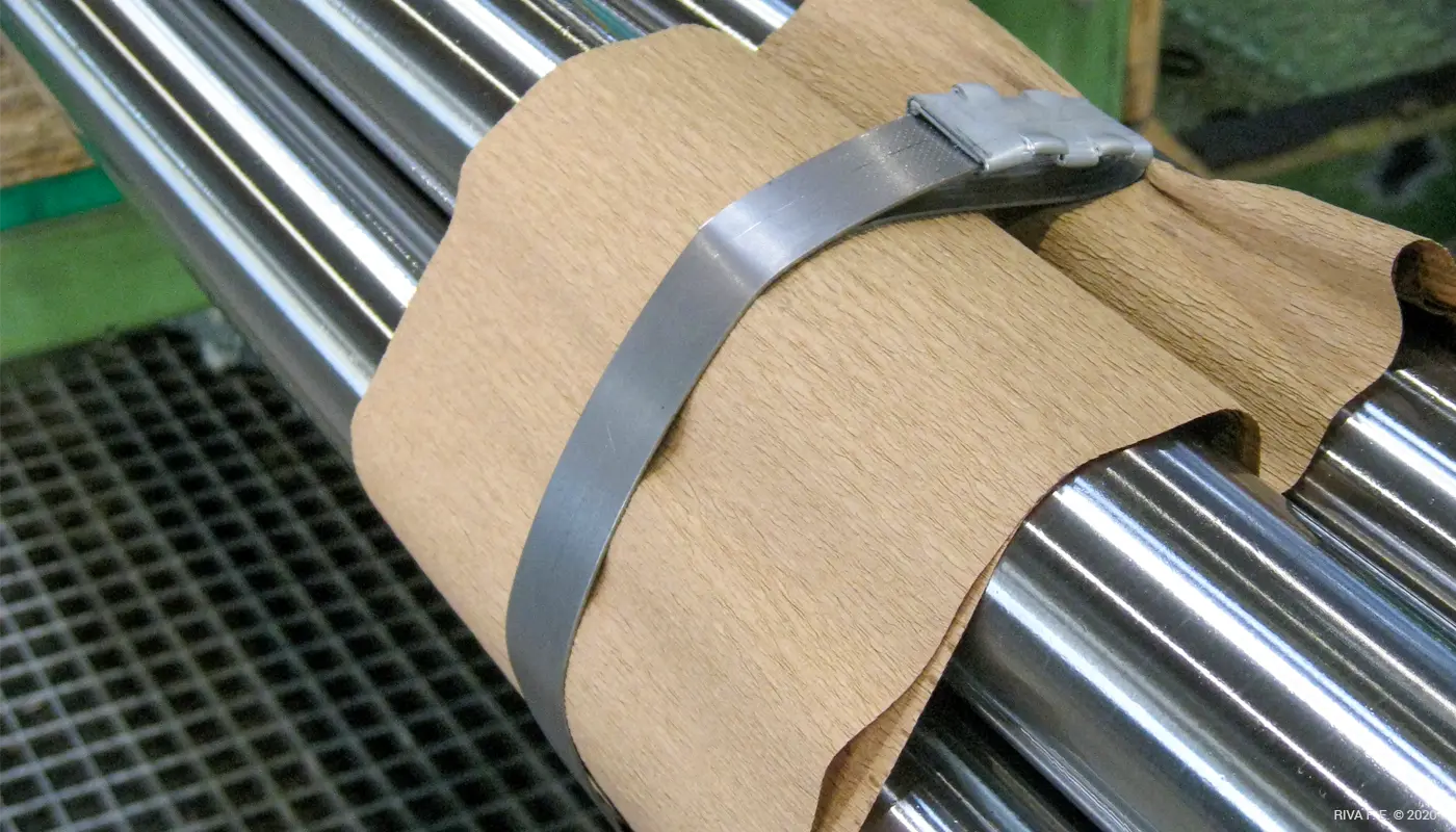 GESCHLIFFENE RUNDSTÄBE