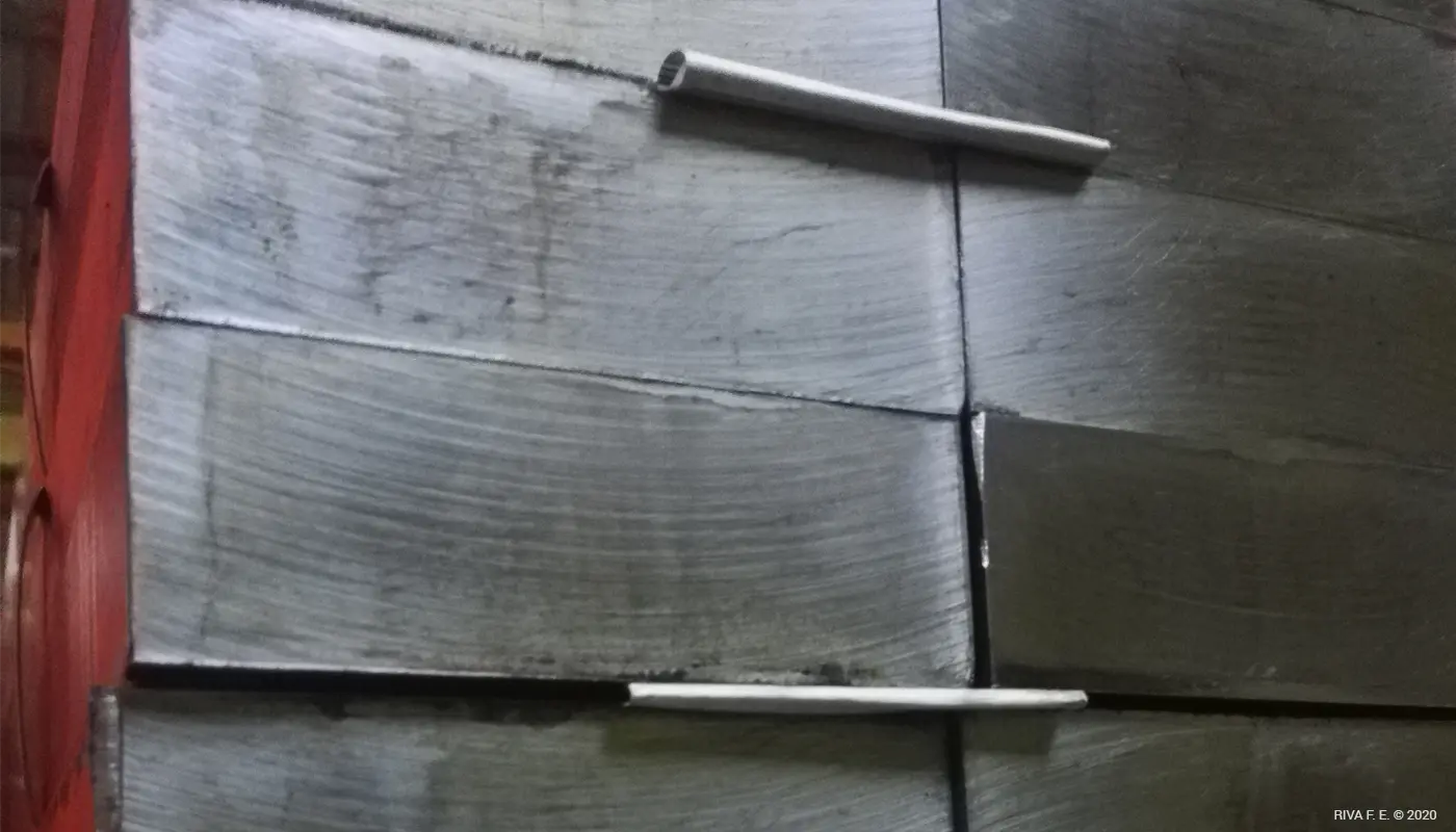 GEZOGENE FLACHSTÄBE