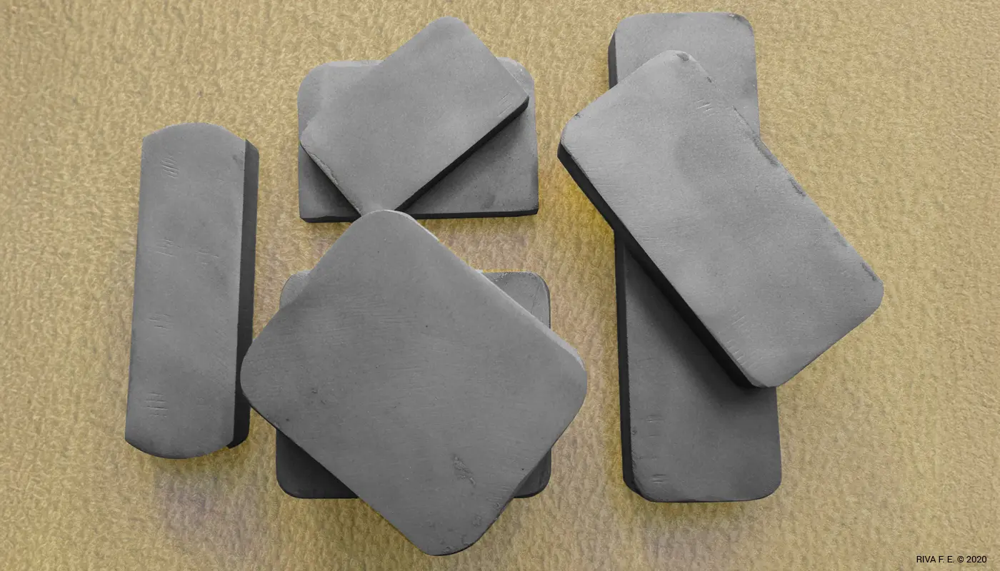  LAMINATI PIATTI PER MOLLE
