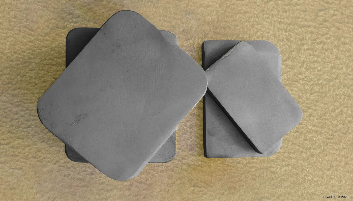 Laminated spring flat bars
